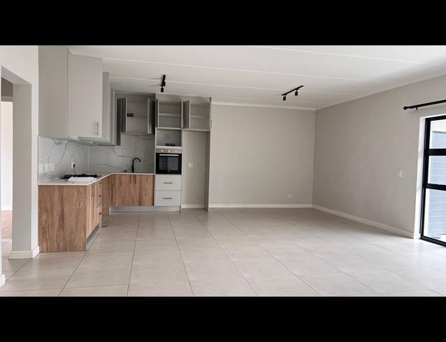 3 BEDROOM APARTMENT TO LET IN SANDOWN
